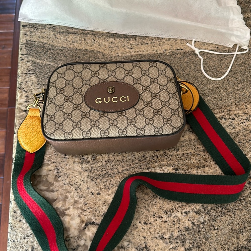 Gucci messanger